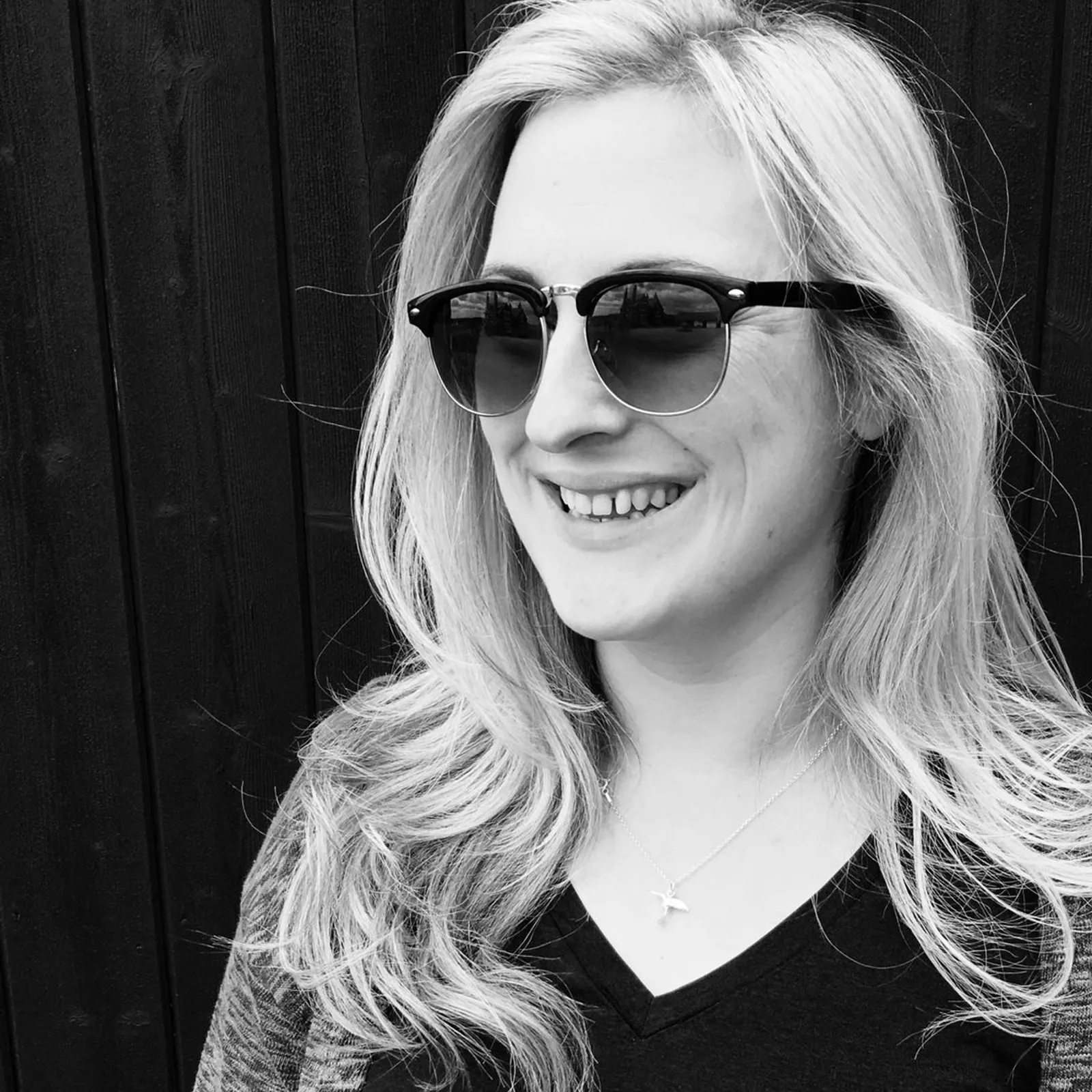 F27113 BE 03 E1 4 D5 B 8749 B7319 F00 AE46